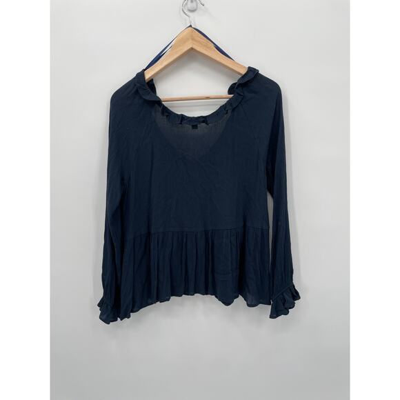 ANTHROPOLOGIE Eri + Ali  NWT Navy Ruffle V-Neck Blouse // XS - Picture 5 of 8